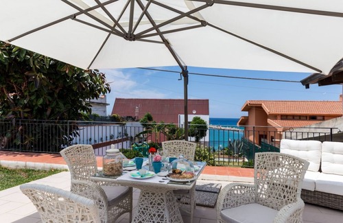 Cinisi Villa | "Villa San Giorgio - Villas à louer à Cinisi, Sicile, Italie"