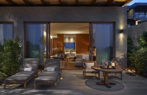 Malibu Villa | Villa Santi by LuxJB 🏆 Malibu Beachfront Mansion 🏆 Fully Staffed 🏆 18 Guests