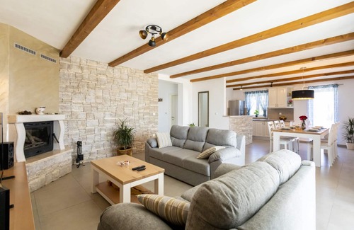 Milohnici Cabine | Villa Sara- Holidays must be simply perfect!