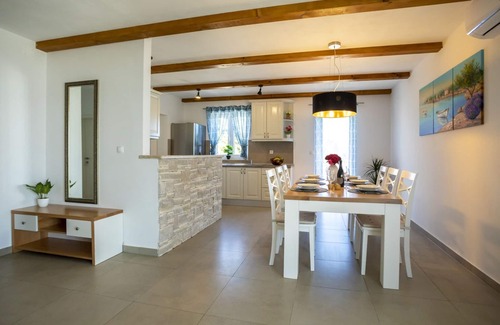 Milohnici Cabine | Villa Sara- Holidays must be simply perfect!