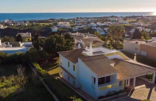 Cerro de Aguia Villa | Villa Savannah - Close to fisherman beach