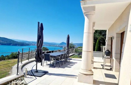 Veyrier-du-Lac Maison | Annecy location prestige : Villa Savoie - vue exceptionnelle sur le lac Annecy