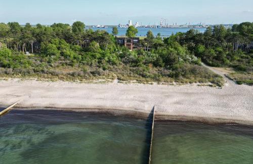 Hohe Dune Appartement | Villa Schmidt - Strandhaus direkt am Meer mit Sauna, Sport und Dünengarten III