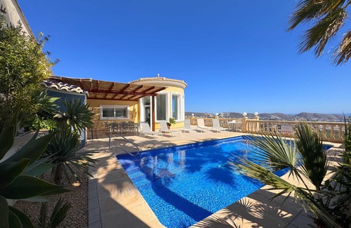 Benimeit Villa | Villa avec vue mer et panoramique à couper le souffle, piscine privée, internet
