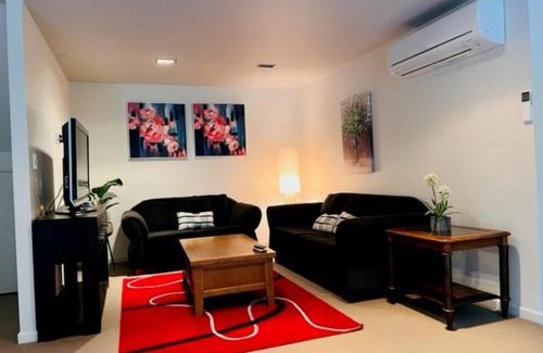 Wellington Maison | Villa Sebastian - Large Modern Home