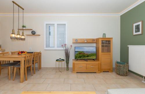 Alt Gaarz Appartement | Villa Seebaer Whg 4 "Störtebeker"