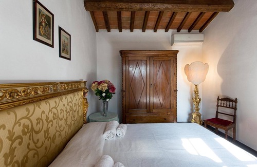 Cortona Autre | VILLA SERENA x15 Beautiful villa surrounded by nature, with swimming pool just 1 km from Cortona