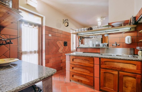 San Pietro a Mare Appartement | Villa Sergio - ID 4 - Sept Chambres Appartement, Couchages 17