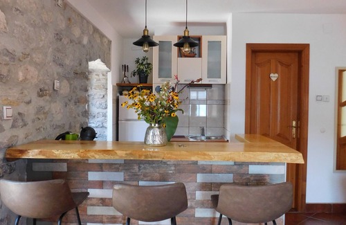 Lepetane Appartement | Villa Serventi, Apartment with Sea View Balcony