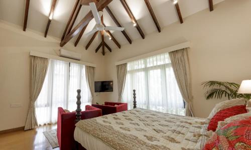 Pilerne Industrial Estates Villa | Villa Shangri-La by tisyastays