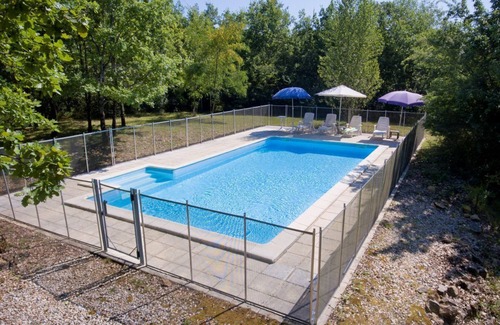 Villeneuve d'Aveyron Villa | Villa (sleeps 6), private pool, gardens surrounded by countryside and woodland