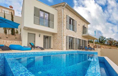 Ripenda Kosi Maison | Villa Soleil in peaceful location with a sea view
