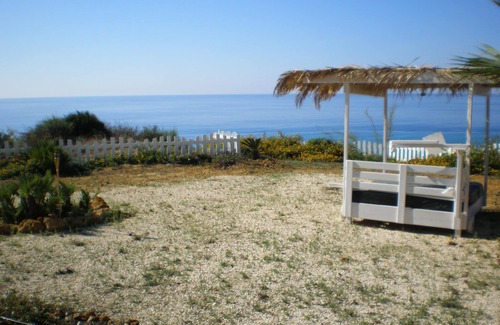 Pergole Villa | Villa Sonia mer, tout confort, Wifi gratuit, climatisation.