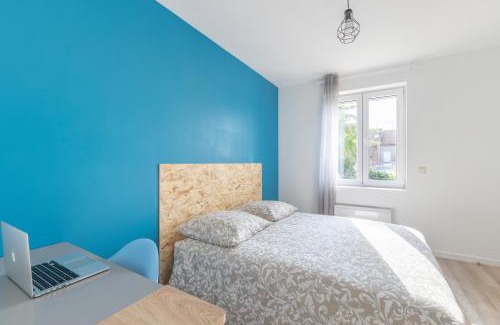 Valenciennes Villa | Villa Spacieuse 6 ch/12 personnes/6 SDB WC privée