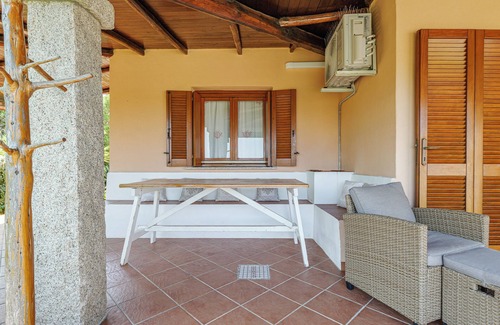 Rudalza Maison | Villa Speranza 2 proche plage avec vue sur la mer, A/C, jardin, terrasse, grill et douche extérieure