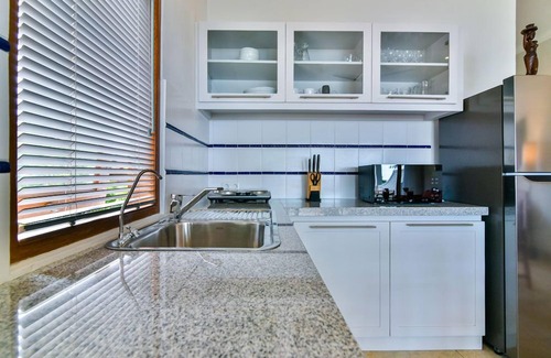 Lovina Villa | Villa Spice House Inn en bas des escaliers