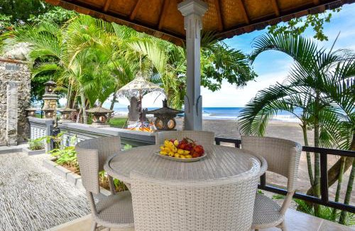 Lovina Villa | Villa Spice House Inn Downstair