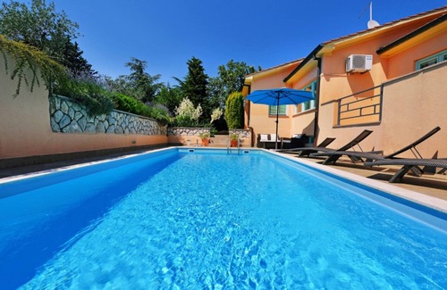 Kapelica Chalet De Ski | Villa Stefani