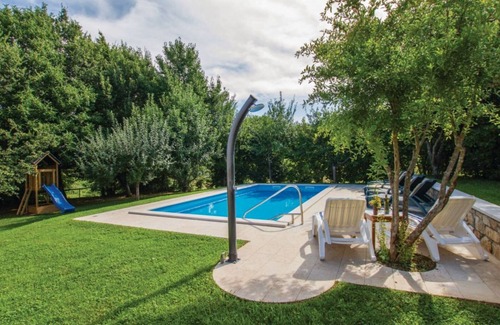 Sveta Nedelja Chalet De Ski | Villa Stori Grod