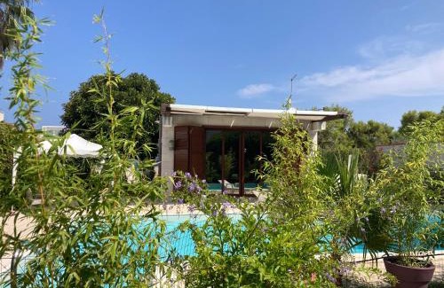 Bisceglie Villa | Villa sul mare con piscina privata