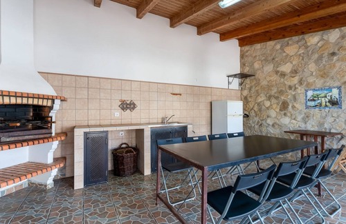 Silves Maison | Villa Sundays With Pool by LovelyStay