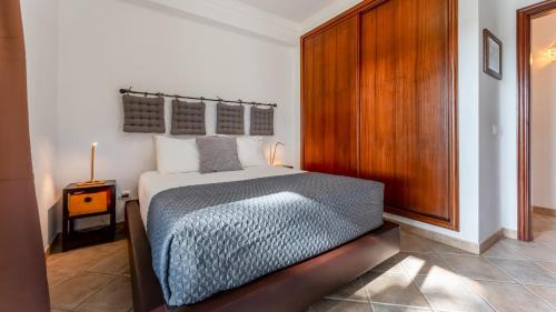 Silves Maison | Villa Sundays With Pool by LovelyStay