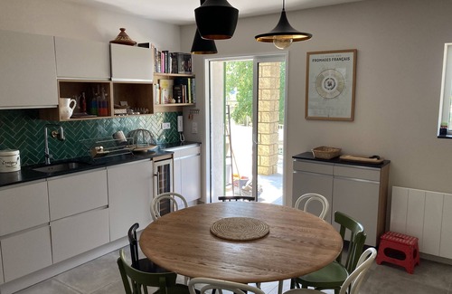 Pujaut Maison | Villa TAEO, piscine, jardin arboré et vue sur les vignes - 10km d'Avignon