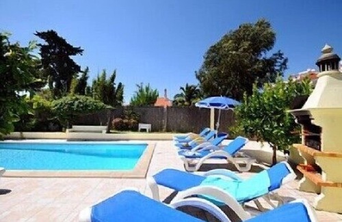 Areias de Sao Joao Villa | Villa Teresa, belle villa spacieuse de 6 chambres, piscine privée, ville d'Albufeira