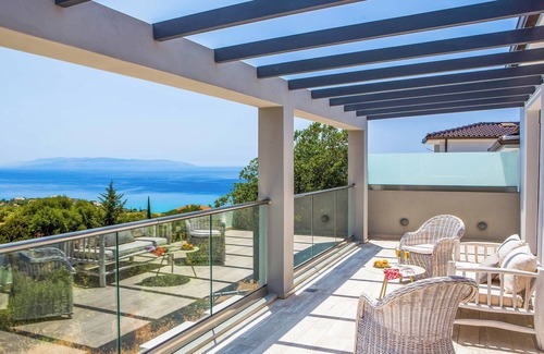 Leivathos Villa | Villa Terra - Cette villa comprend vue sur la mer, piscine privée et WIFI