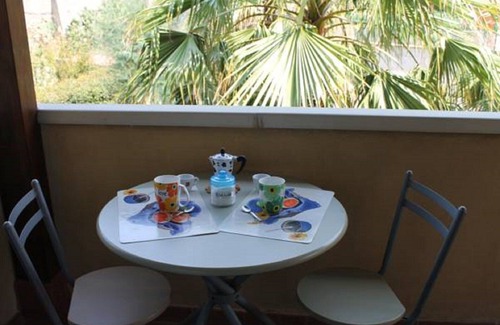 Catona Villa | Villa Terry, Appartement "Tournesol"