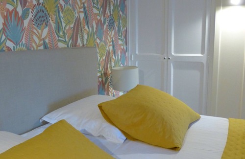 Laudun Maison | Villa Thebaïde Chambres d'hôtes