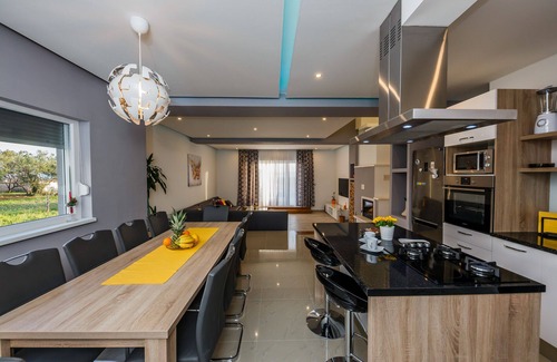 Kastel Stari Maison | Villa Toni avec piscine