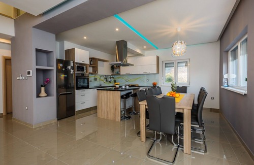 Kastel Stari Maison | Villa Toni avec piscine