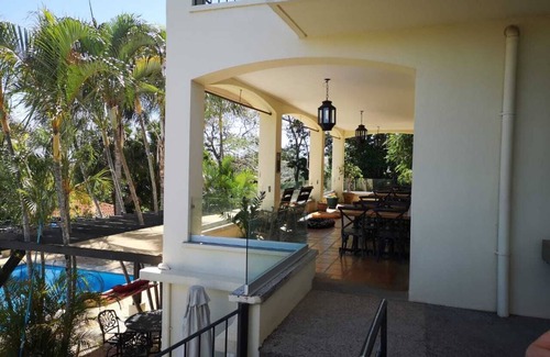 Atenas Villa | Villa Toscana Vue indescriptible Paradiaque Atenas meilleur climat au monde NG