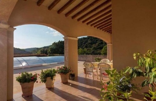 La Roque-sur-Ceze Maison | Villa tout confort avec piscine privée à deux pas des Cascades du Sautadet