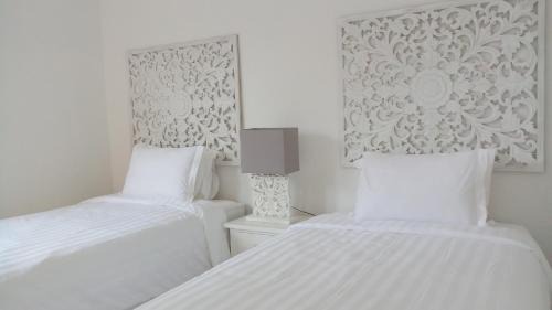 Dencarik Villa | Villa Ummangur 2 BR Private Villa Near Lovina