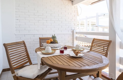 Santa Maria Maison | Villa Unique 2: Appartamento 3 Camere da Letto, Ideale per Famiglie e Coppie