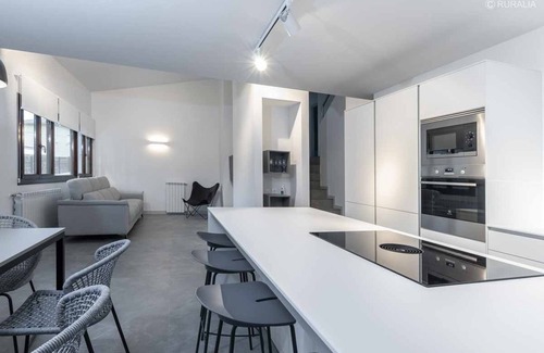 La Portilla Maison | Villa Valdés-An idyllic place, near the coast.