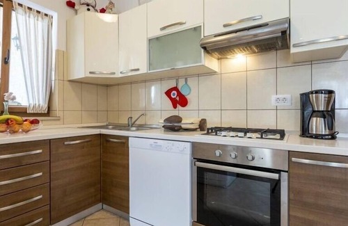 Grandici Villa | Villa en pierre Mirela