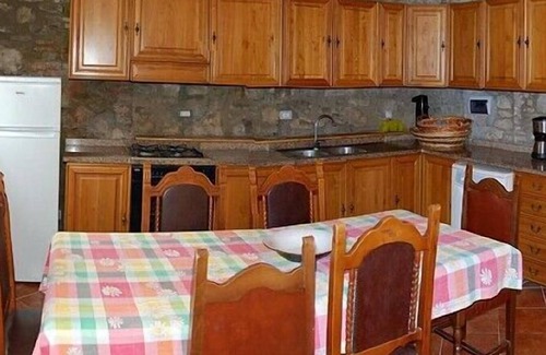 Bucine Villa | Villa Vanna: Une villa historique caractéristique et accueillante sur trois étages entourée de verdure.