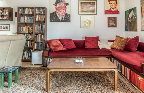 Jerusalem Maison | VILLA VARDA HOME DE HOME - CHAMBRE JAUNE