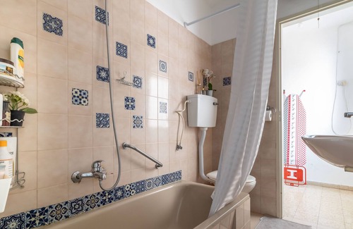 Jerusalem Maison | VILLA VARDA HOME DE HOME - CHAMBRE JAUNE