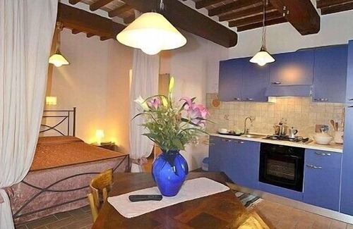 Citerna Maison | Villa Vezzosa B: Un appartement confortable qui fait partie d'une ancienne ferme.