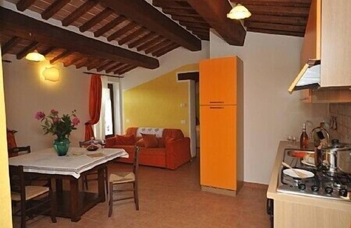 Citerna Maison | Villa Vezzosa E: Un appartement caractéristique et accueillant faisant partie d'une ancienne ferme.