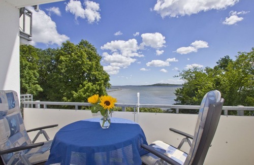 Lauterbach Appartement | Villa Vilmblick - 2-room vacation apartment with sea view from the balcony - Villa Vilmblick FeWo 15