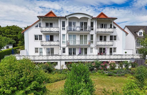 Lauterbach Appartement | Villa Vilmblick - 2-room vacation apartment with sea view from the balcony - Villa Vilmblick FeWo 15