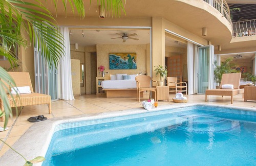 Amapas Villa | 3-4 br villa privée en bord de mer avec personnel, piscine et meilleur emplacement à Puerto Vallarta