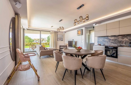 Linardici Villa | Villa VISTA with private pool and sauna