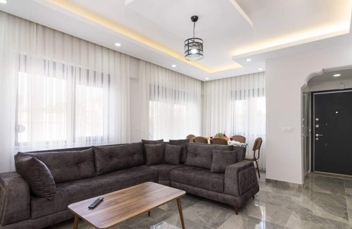 Kadriye Villa | Villa With Jacuzzi, Private Pool, Garden in Serik
