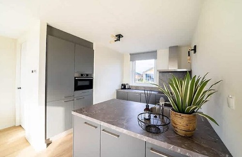 Linden Maison | Villa Waterfront 12 by Interhome